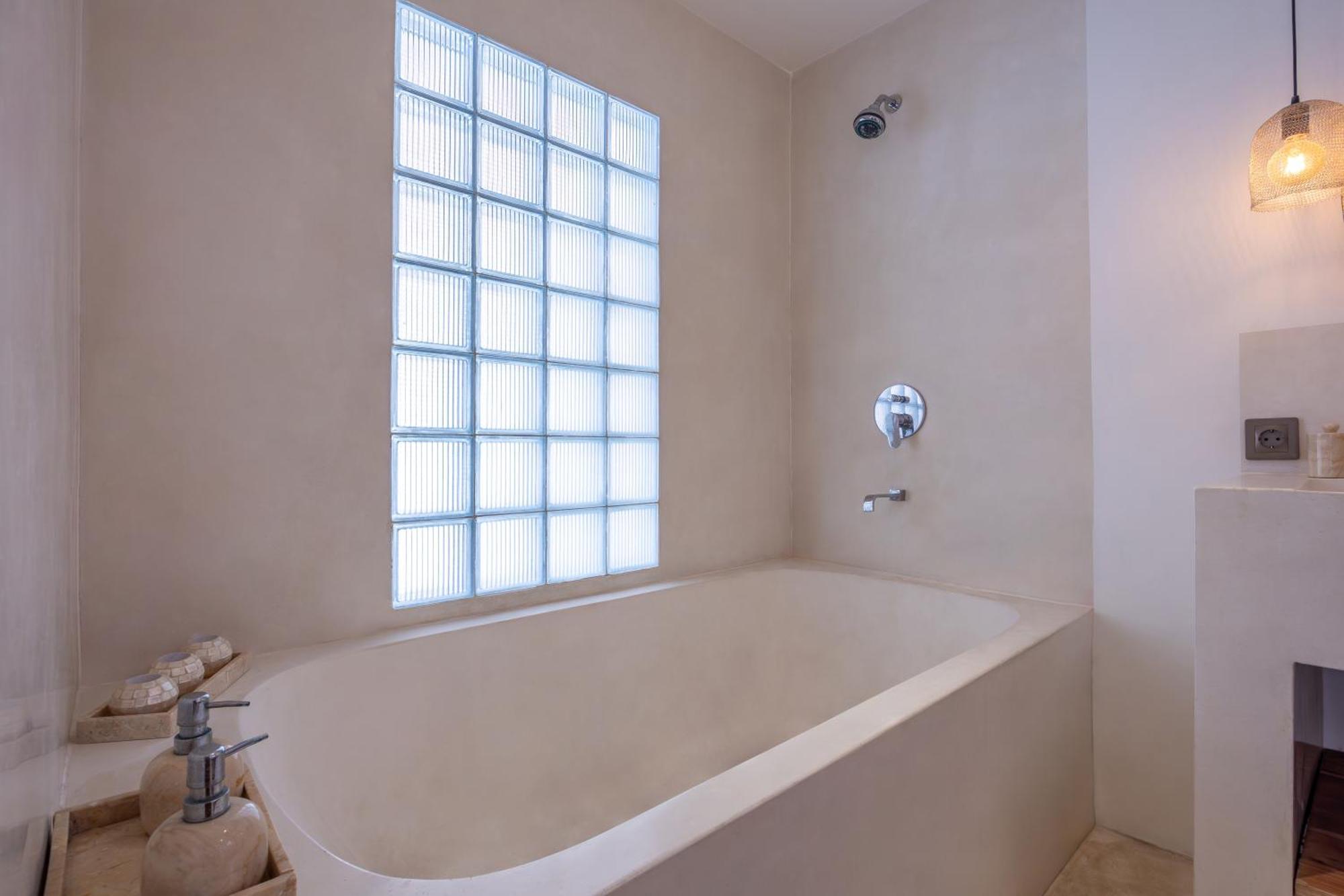 Turan Casa Auri Seminyak Villa Dış mekan fotoğraf